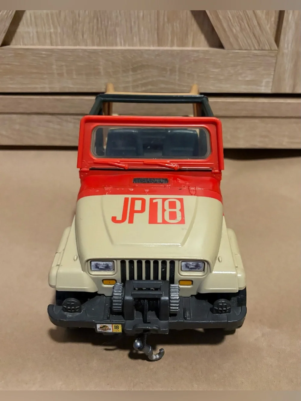 Jurassic World Legacy Collection Jeep Mattel 2018